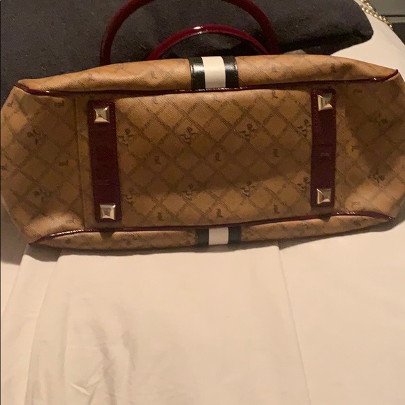 Handbag - Picture 2 of 5